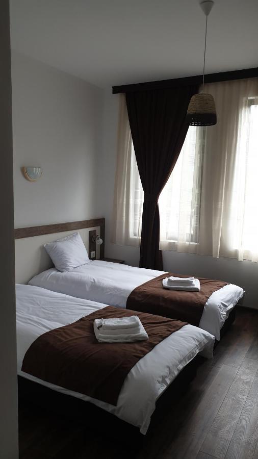 Бялата Къща Hotel Kirkovo  Exterior photo